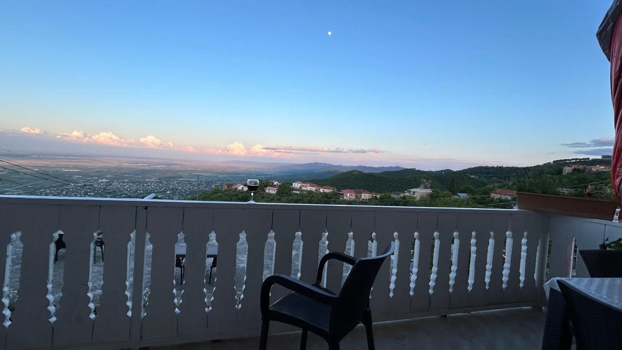 Guest House Maria Sighnaghi Bagian luar foto