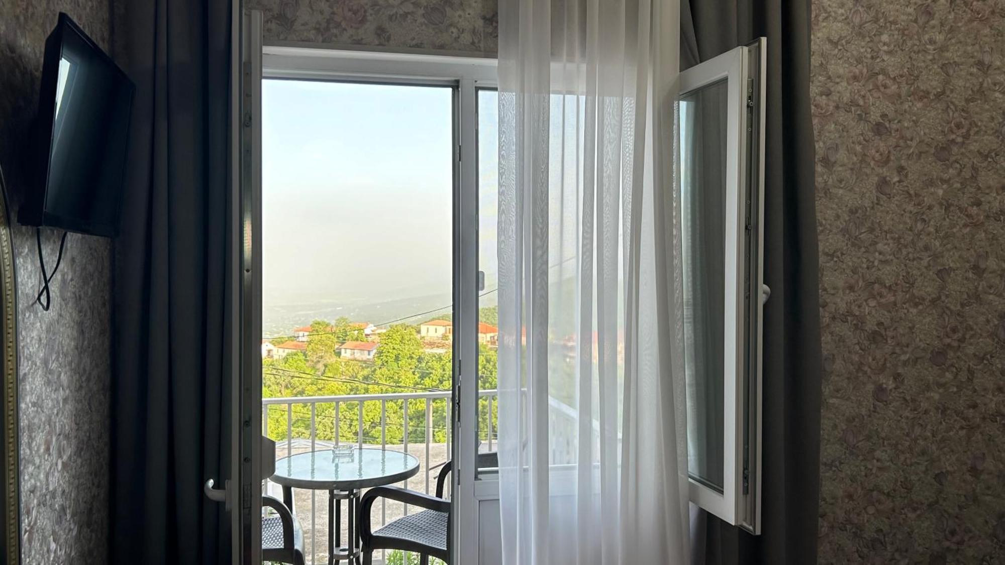 Guest House Maria Sighnaghi Bagian luar foto